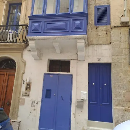 2 Bedroom In The Centre Of * Valletta